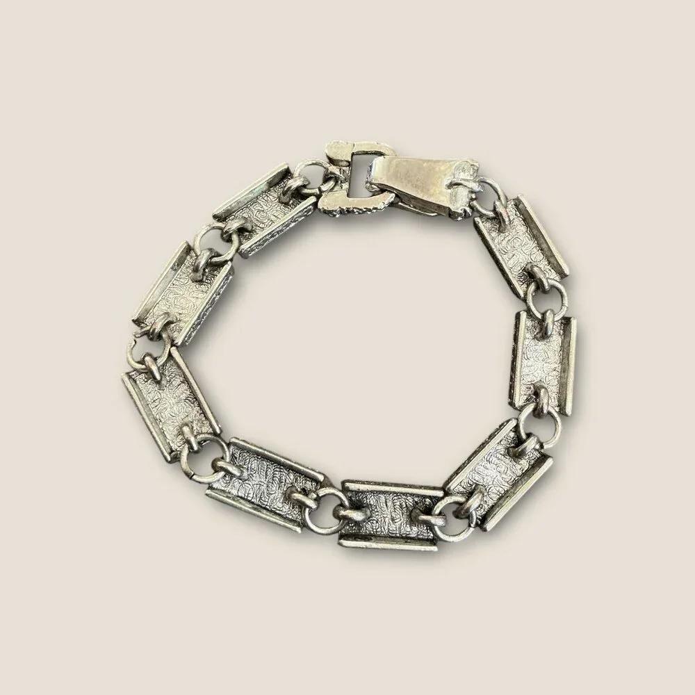 Vintage Colorful Silver-Tone Enamel Bracelet With Magnetic Clasp 7.5 Inches